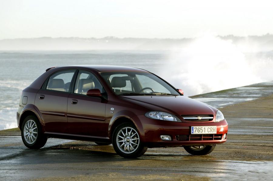  Chevrolet Lacetti 5-Door 2006 года  (фото 3 из 42)